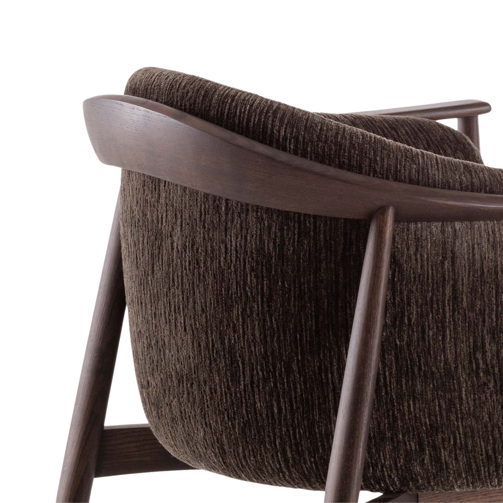 Designer furniture pieces by Chateau D'Ax, Chi Wing Lo, De Sede, Flou, Gamma Arredamenti, Lago, Liu Jo Living, Malerba, Missoni Home, Poltronova, Rolf Benz, Sur & Plus, Walter Knoll, Zanotta, Fiam, Jab, Giulio Marelli, Kristalia, Paolo C, Compar, Cornelio Cappellini, i4Mariani, Natisa, Potocco, Riva 1920, and more available at Royal Interiors Singapore. Shop showroom pieces at Royal 1956 in Delta House or Tan Boon Liat.