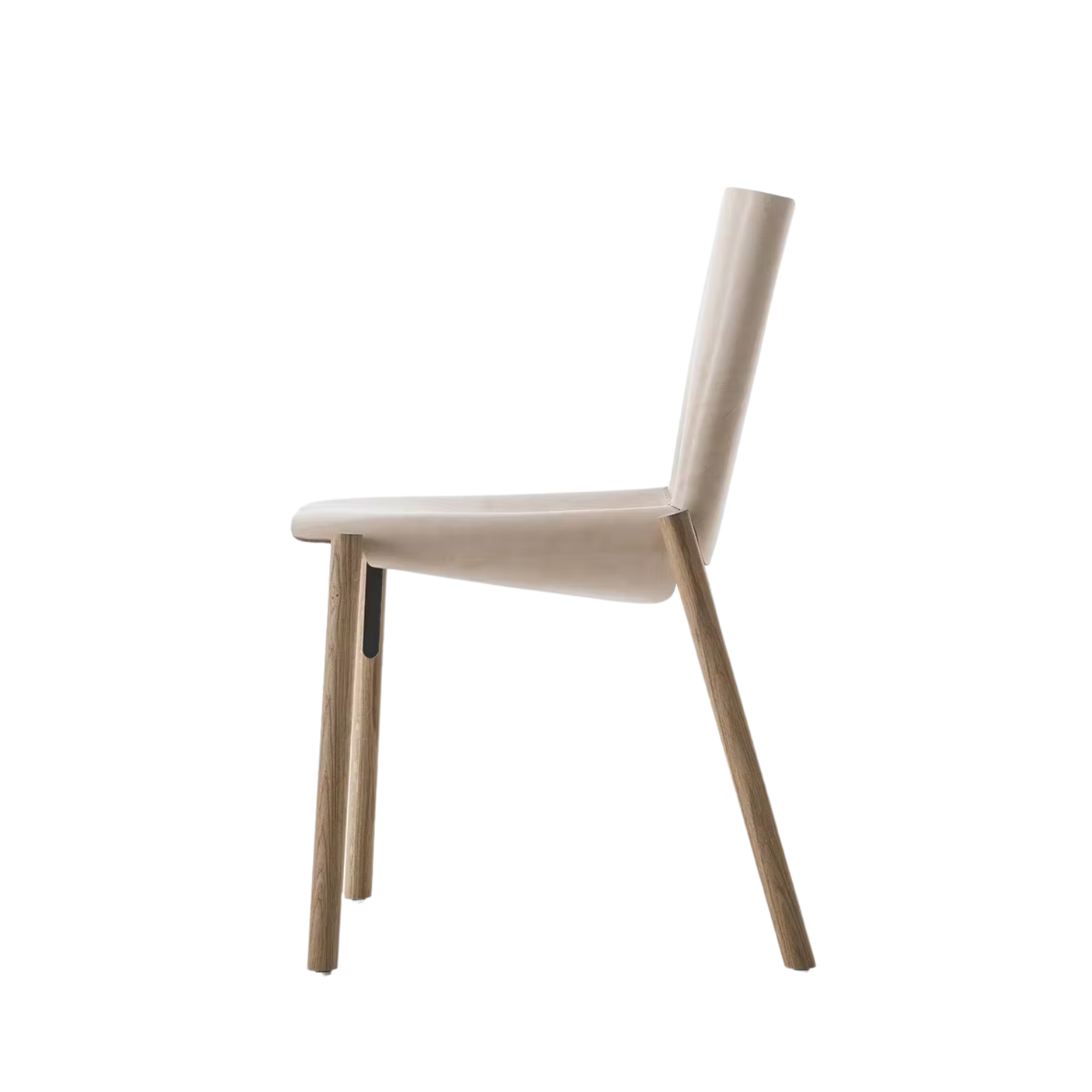 Designer furniture pieces by Chateau D'Ax, Chi Wing Lo, De Sede, Flou, Gamma Arredamenti, Lago, Liu Jo Living, Malerba, Missoni Home, Poltronova, Rolf Benz, Sur & Plus, Walter Knoll, Zanotta, Fiam, Jab, Giulio Marelli, Kristalia, Paolo C, Compar, Cornelio Cappellini, i4Mariani, Natisa, Potocco, Riva 1920, and more available at Royal Interiors Singapore. Shop showroom pieces at Royal 1956 in Delta House or Tan Boon Liat.