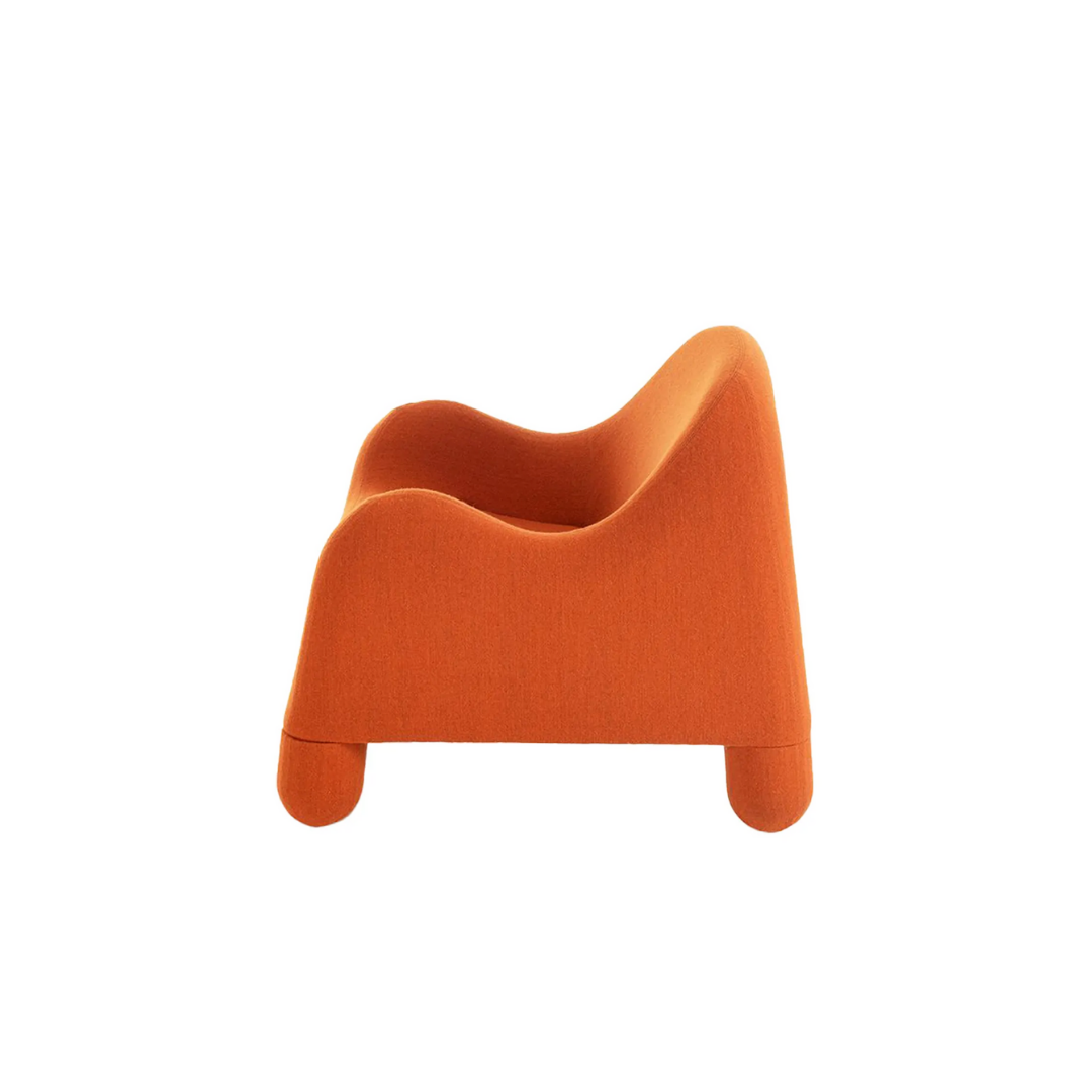 Luxury lounge armchair from Royal Interiors Singapore โ designer seating crafted for modern comfort and timeless style.