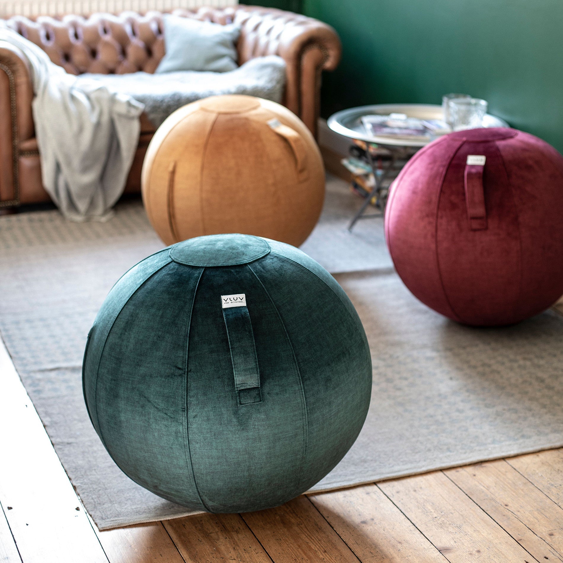 Vluv: Ergonomic Active Seating for Contemporary Living