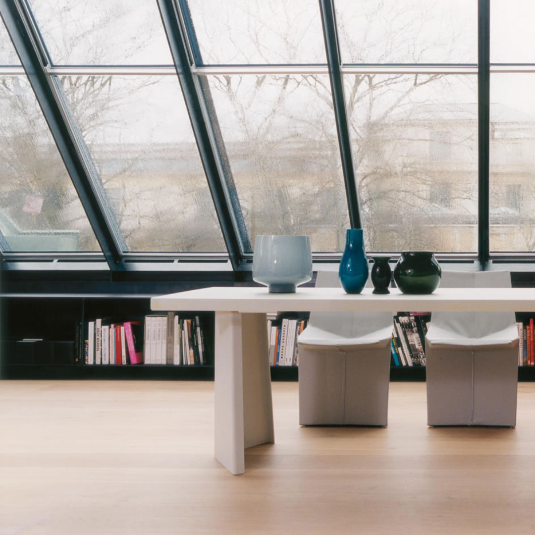 Designer furniture pieces by Chateau D'Ax, Chi Wing Lo, De Sede, Flou, Gamma Arredamenti, Lago, Liu Jo Living, Malerba, Missoni Home, Poltronova, Rolf Benz, Sur & Plus, Walter Knoll, Zanotta, Fiam, Jab, Giulio Marelli, Kristalia, Paolo C, Compar, Cornelio Cappellini, i4Mariani, Natisa, Potocco, Riva 1920, and more available at Royal Interiors Singapore. Shop showroom pieces at Royal 1956 in Delta House or Tan Boon Liat.