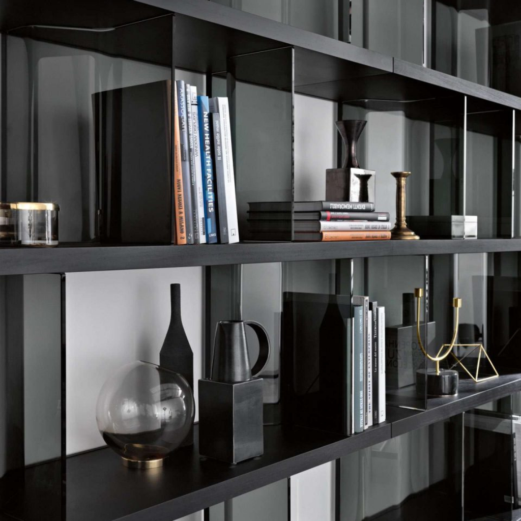 Fiam Italia designer glass furniture piece showcasing sculptural Italian craftsmanship and refined contemporary design.