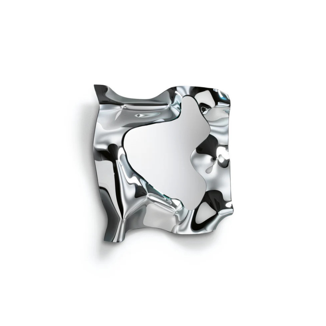 Fiam Italia designer glass furniture piece showcasing sculptural Italian craftsmanship and refined contemporary design.