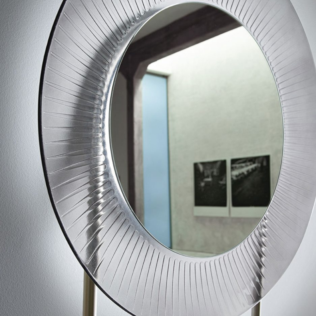 Fiam Italia designer glass furniture piece showcasing sculptural Italian craftsmanship and refined contemporary design.