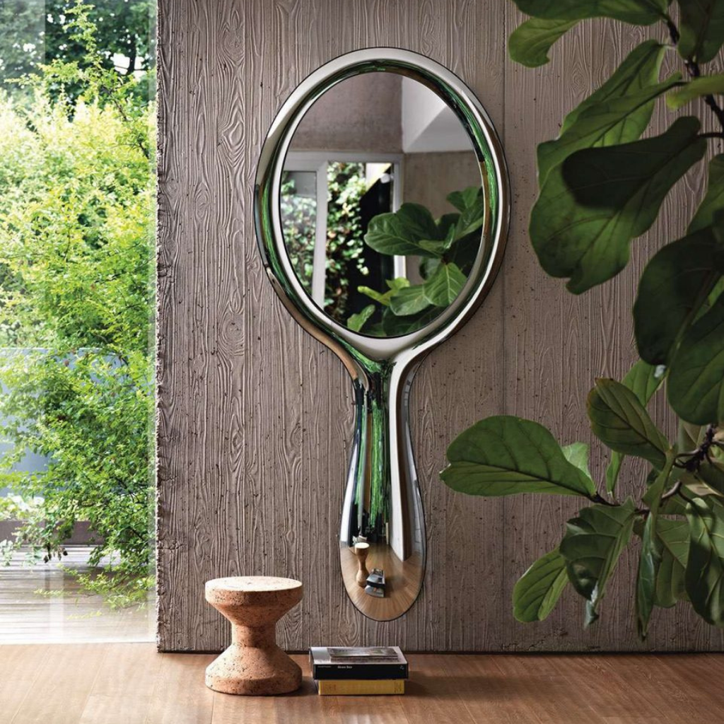 Fiam Italia designer glass furniture piece showcasing sculptural Italian craftsmanship and refined contemporary design.