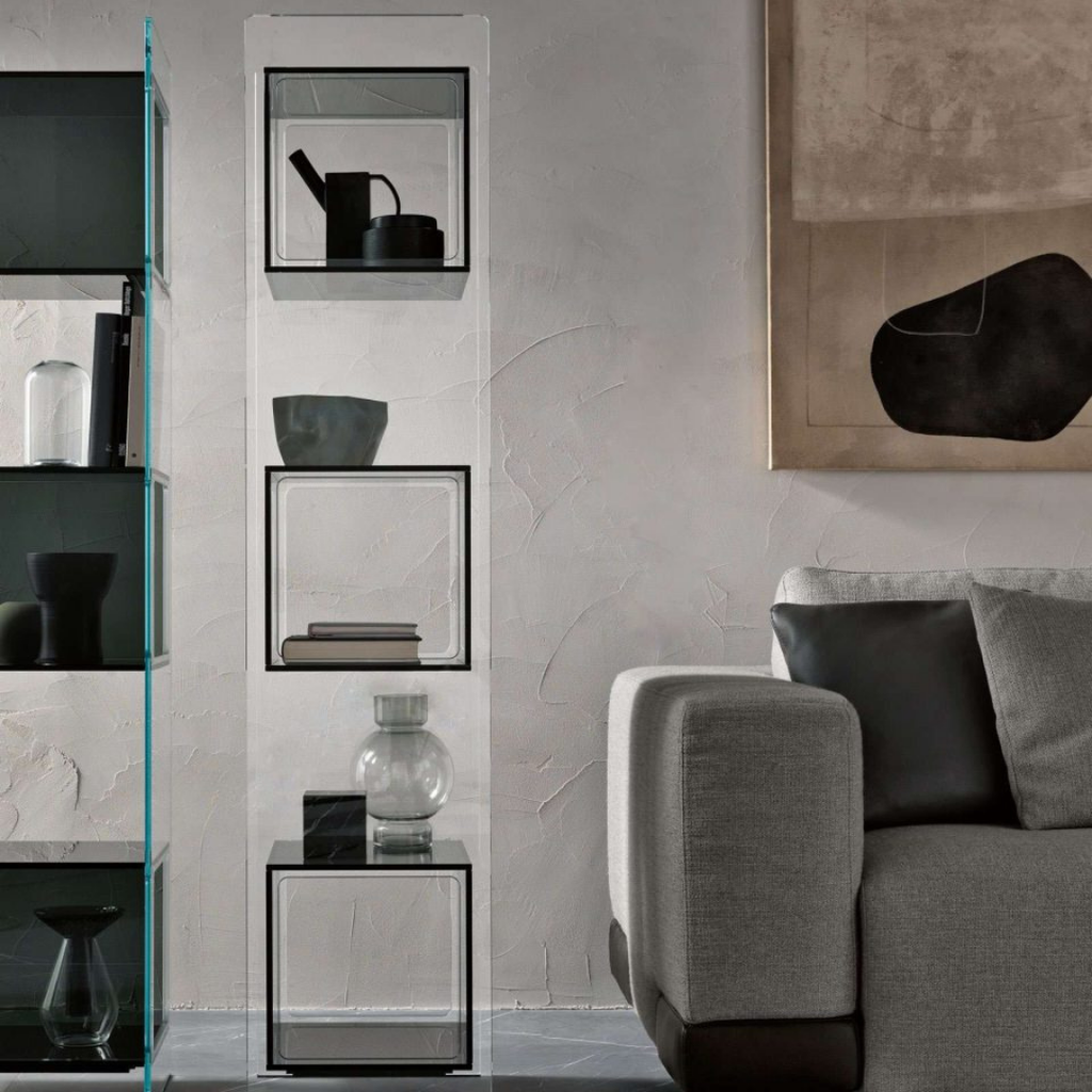 Fiam Italia designer glass furniture piece showcasing sculptural Italian craftsmanship and refined contemporary design.