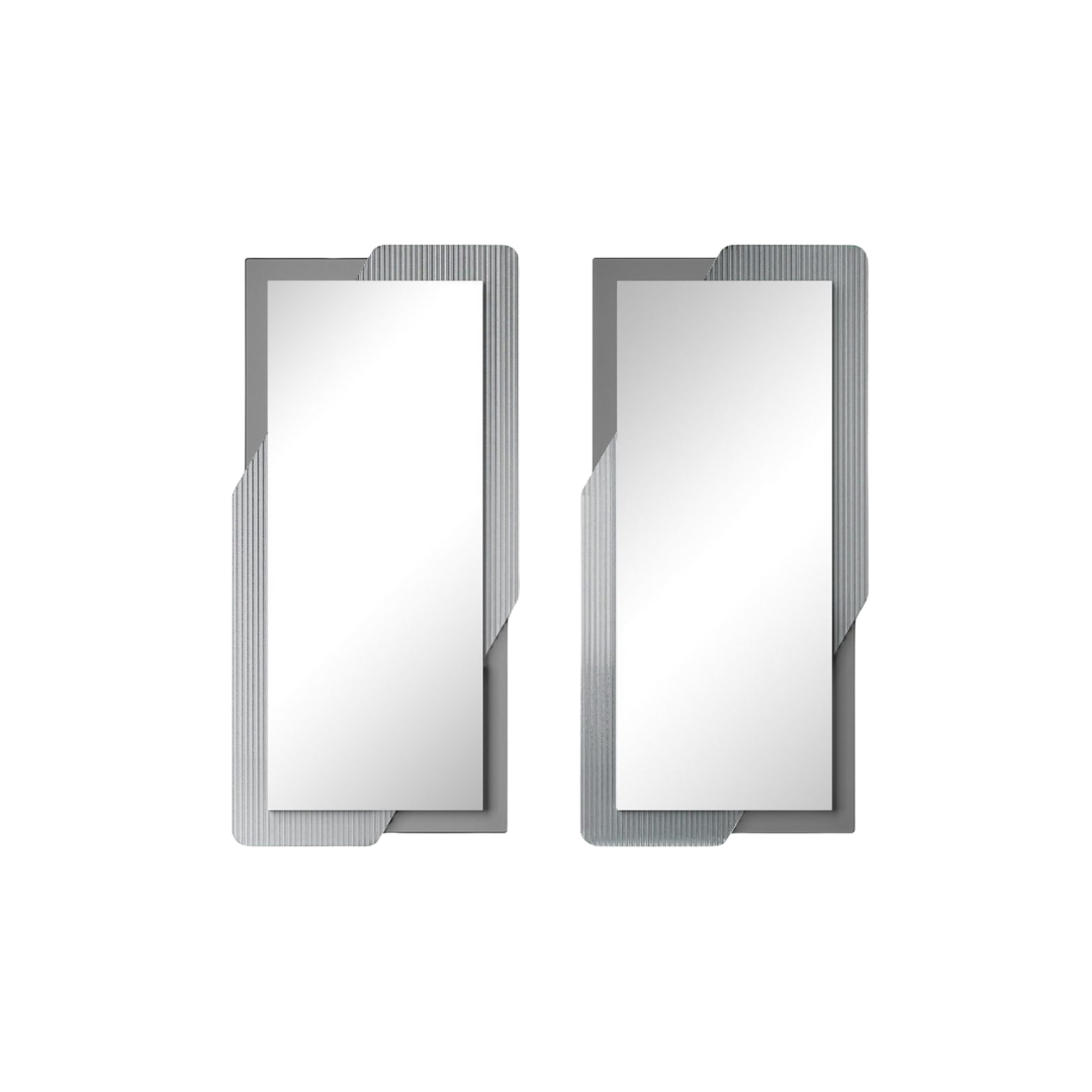 Fiam Italia designer glass furniture piece showcasing sculptural Italian craftsmanship and refined contemporary design.