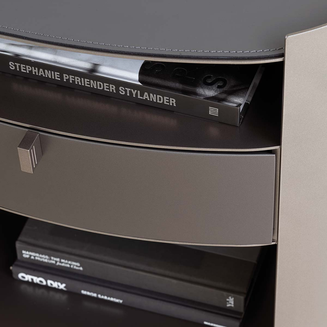 Designer furniture pieces by Chateau D'Ax, Chi Wing Lo, De Sede, Flou, Gamma Arredamenti, Lago, Liu Jo Living, Malerba, Missoni Home, Poltronova, Rolf Benz, Sur & Plus, Walter Knoll, Zanotta, Fiam, Jab, Giulio Marelli, Kristalia, Paolo C, Compar, Cornelio Cappellini, i4Mariani, Natisa, Potocco, Riva 1920, and more available at Royal Interiors Singapore. Shop showroom pieces at Royal 1956 in Delta House or Tan Boon Liat.