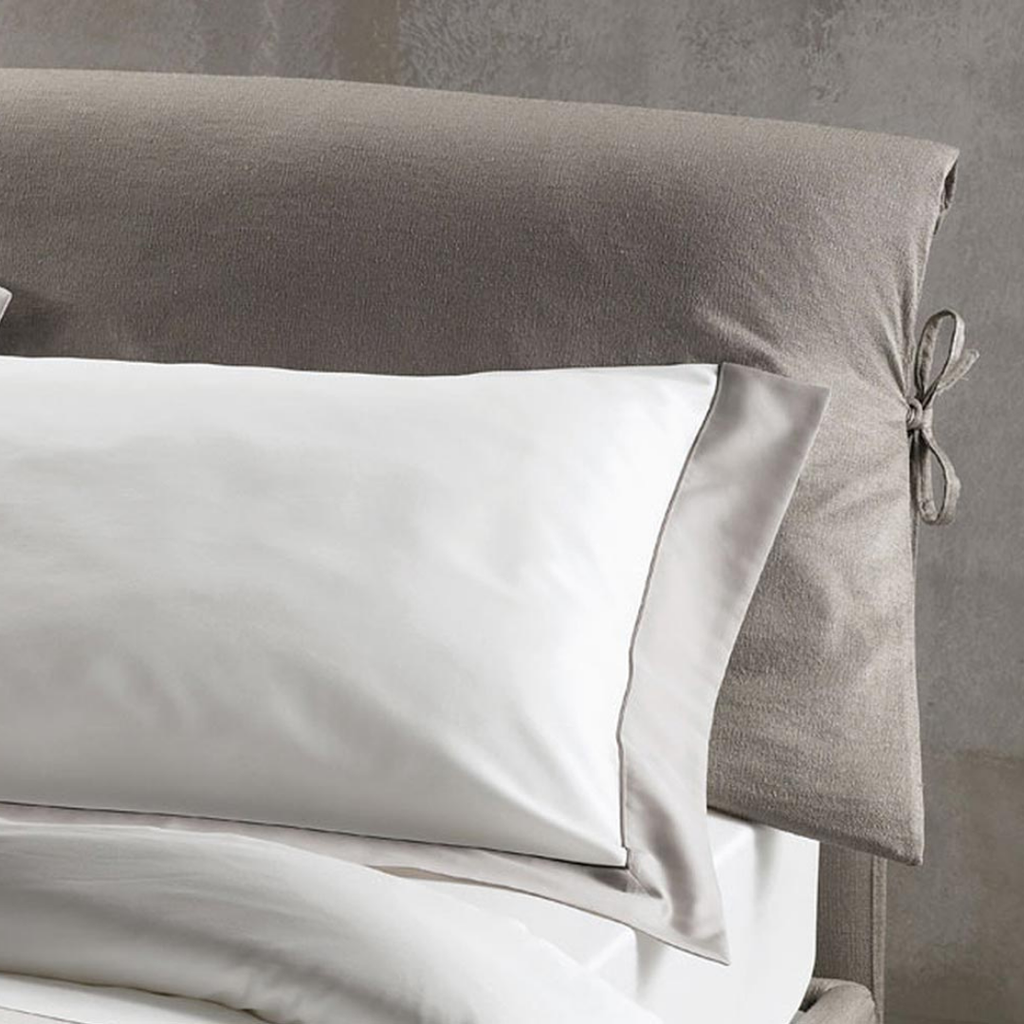 Designer furniture pieces by Chateau D'Ax, Chi Wing Lo, De Sede, Flou, Gamma Arredamenti, Lago, Liu Jo Living, Malerba, Missoni Home, Poltronova, Rolf Benz, Sur & Plus, Walter Knoll, Zanotta, Fiam, Jab, Giulio Marelli, Kristalia, Paolo C, Compar, Cornelio Cappellini, i4Mariani, Natisa, Potocco, Riva 1920, and more available at Royal Interiors Singapore. Shop showroom pieces at Royal 1956 in Delta House or Tan Boon Liat.