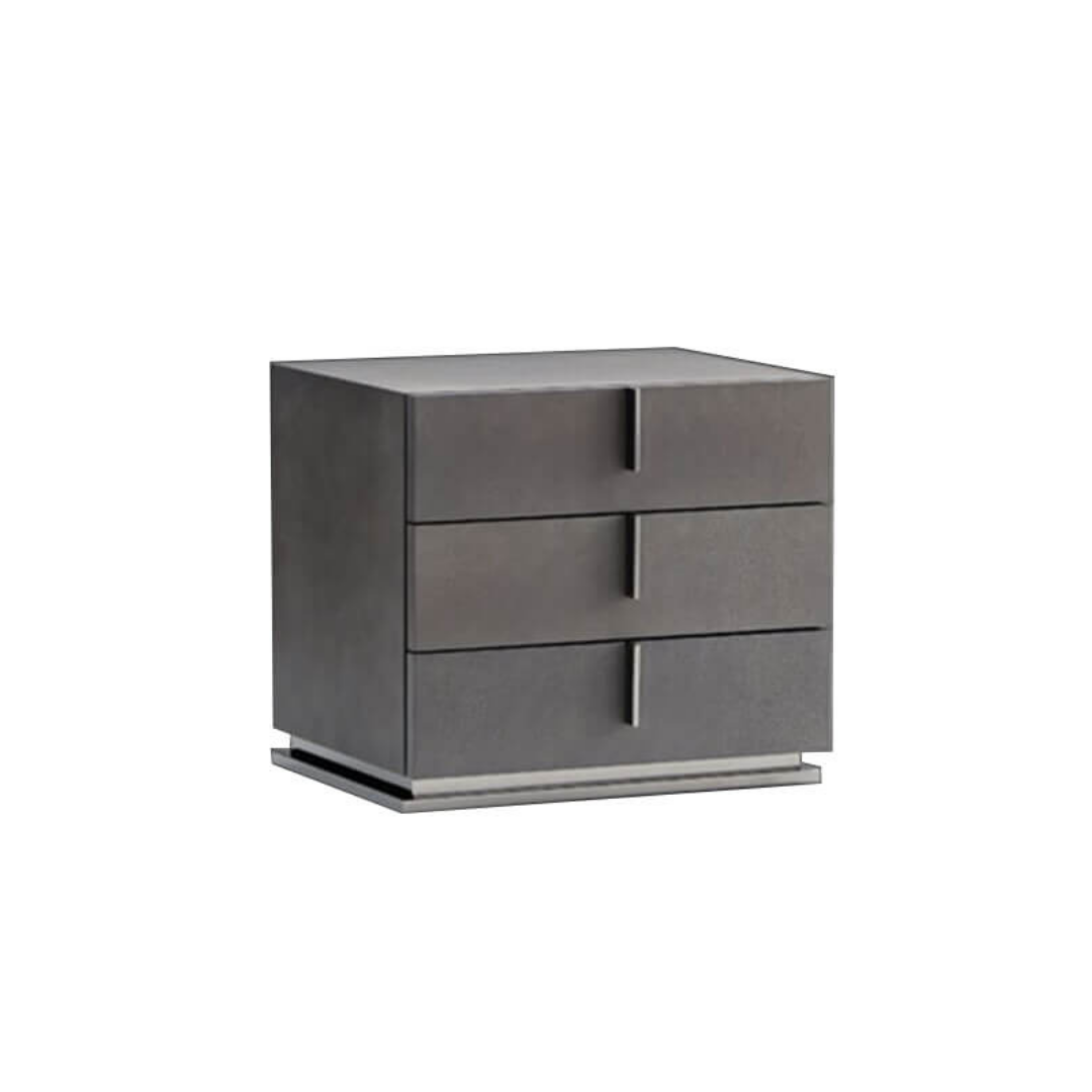 Designer furniture pieces by Chateau D'Ax, Chi Wing Lo, De Sede, Flou, Gamma Arredamenti, Lago, Liu Jo Living, Malerba, Missoni Home, Poltronova, Rolf Benz, Sur & Plus, Walter Knoll, Zanotta, Fiam, Jab, Giulio Marelli, Kristalia, Paolo C, Compar, Cornelio Cappellini, i4Mariani, Natisa, Potocco, Riva 1920, and more available at Royal Interiors Singapore. Shop showroom pieces at Royal 1956 in Delta House or Tan Boon Liat.