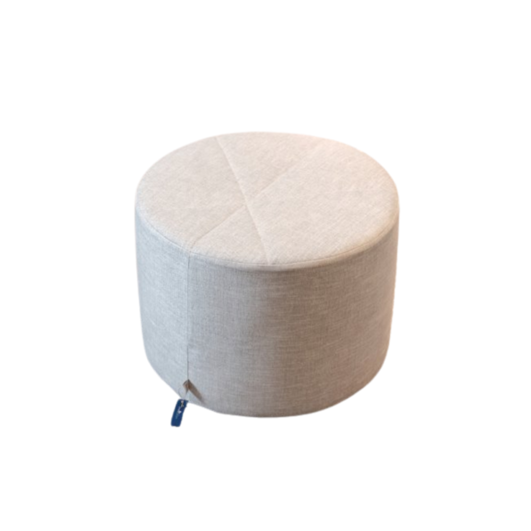 Designer furniture pieces by Chateau D'Ax, Chi Wing Lo, De Sede, Flou, Gamma Arredamenti, Lago, Liu Jo Living, Malerba, Missoni Home, Poltronova, Rolf Benz, Sur & Plus, Walter Knoll, Zanotta, Fiam, Jab, Giulio Marelli, Kristalia, Paolo C, Compar, Cornelio Cappellini, i4Mariani, Natisa, Potocco, Riva 1920, and more available at Royal Interiors Singapore. Shop showroom pieces at Royal 1956 in Delta House or Tan Boon Liat.