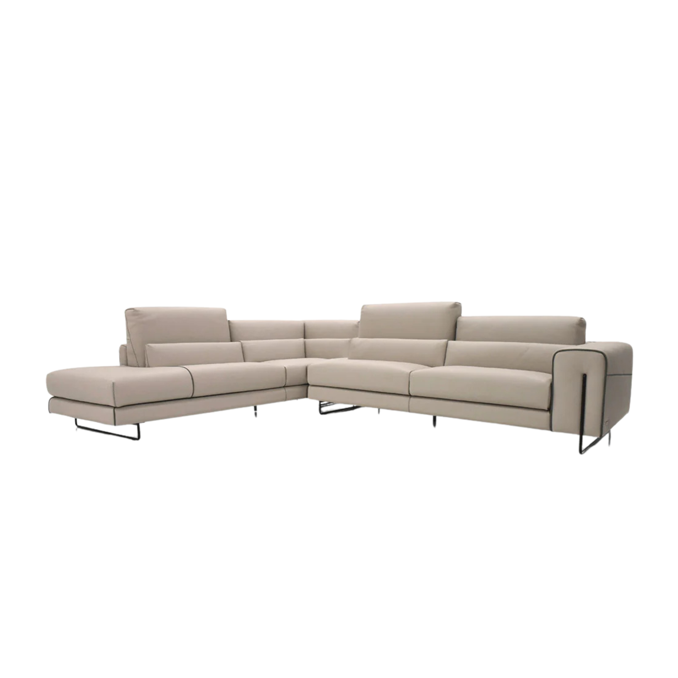 Designer furniture pieces by Chateau D'Ax, Chi Wing Lo, De Sede, Flou, Gamma Arredamenti, Lago, Liu Jo Living, Malerba, Missoni Home, Poltronova, Rolf Benz, Sur & Plus, Walter Knoll, Zanotta, Fiam, Jab, Giulio Marelli, Kristalia, Paolo C, Compar, Cornelio Cappellini, i4Mariani, Natisa, Potocco, Riva 1920, and more available at Royal Interiors Singapore. Shop showroom pieces at Royal 1956 in Delta House or Tan Boon Liat.