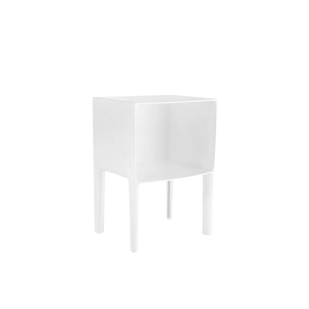 Designer Italian, German - European furniture | Kartell, Cattelan Italia, Camus, Chi Wing Lo, Eero Arnio, Liu Jo Living and more - chairs, tables, sofas, lighting, and accessories available at Royal Interiors Singapore.