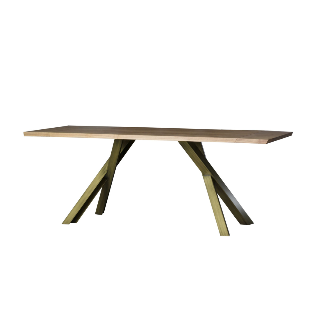 Designer furniture pieces by Chateau D'Ax, Chi Wing Lo, De Sede, Flou, Gamma Arredamenti, Lago, Liu Jo Living, Malerba, Missoni Home, Poltronova, Rolf Benz, Sur & Plus, Walter Knoll, Zanotta, Fiam, Jab, Giulio Marelli, Kristalia, Paolo C, Compar, Cornelio Cappellini, i4Mariani, Natisa, Potocco, Riva 1920, and more available at Royal Interiors Singapore. Shop showroom pieces at Royal 1956 in Delta House or Tan Boon Liat.