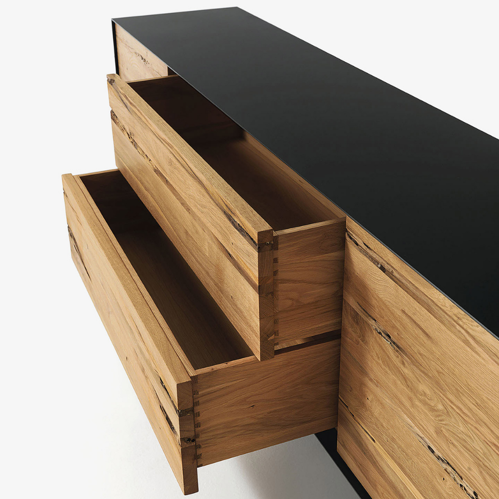 Designer furniture pieces by Chateau D'Ax, Chi Wing Lo, De Sede, Flou, Gamma Arredamenti, Lago, Liu Jo Living, Malerba, Missoni Home, Poltronova, Rolf Benz, Sur & Plus, Walter Knoll, Zanotta, Fiam, Jab, Giulio Marelli, Kristalia, Paolo C, Compar, Cornelio Cappellini, i4Mariani, Natisa, Potocco, Riva 1920, and more available at Royal Interiors Singapore. Shop showroom pieces at Royal 1956 in Delta House or Tan Boon Liat.