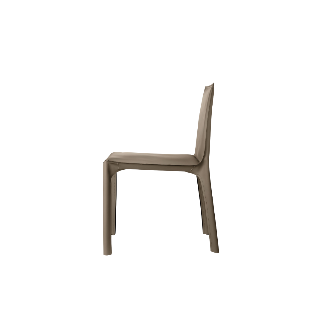 Walter Knoll furniture - everything is done with consciousness and based on a long tradition. Get to know the furniture brand of modernity in all its facets – in the past, today and on site at Royal Interiors Singapore