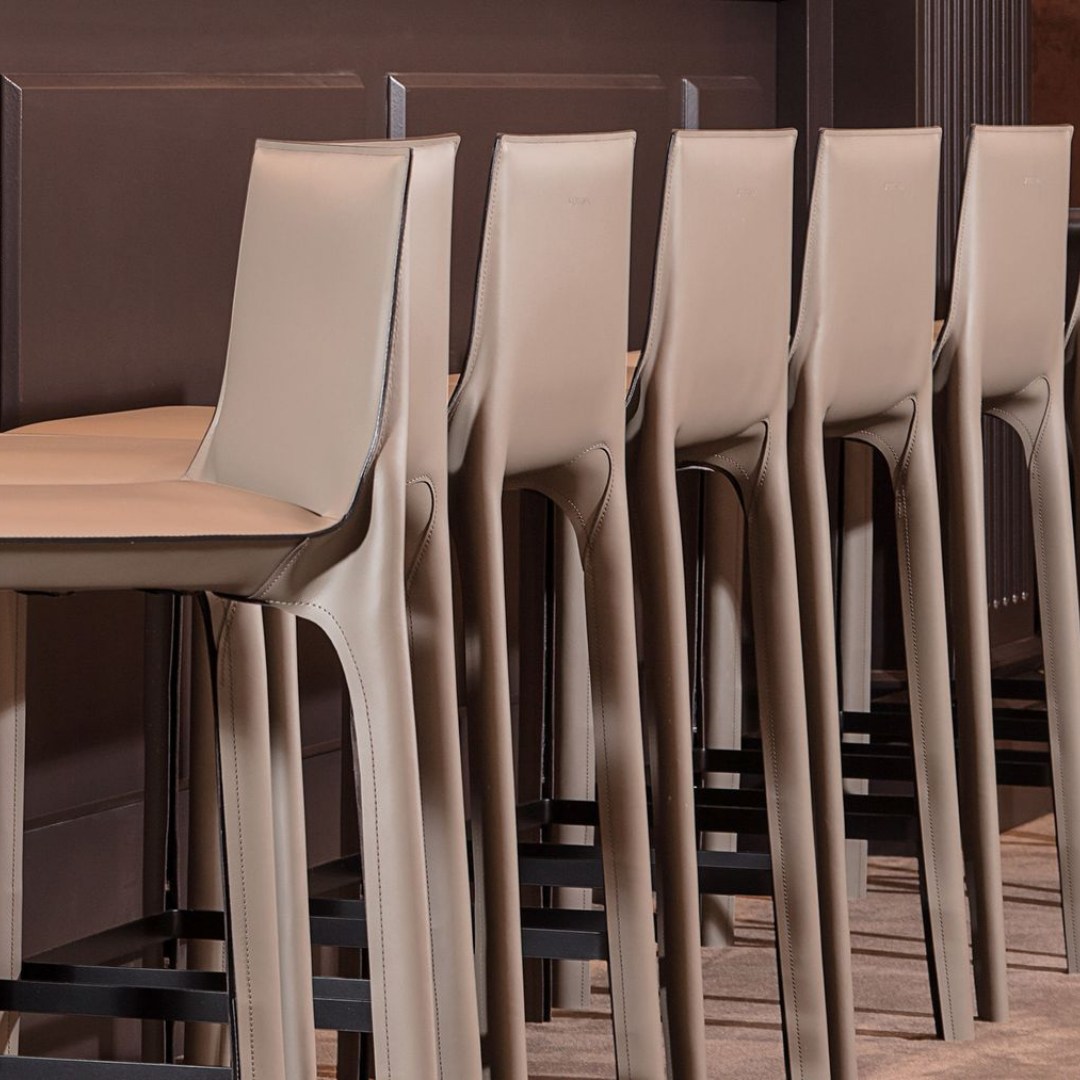 Walter Knoll furniture - everything is done with consciousness and based on a long tradition. Get to know the furniture brand of modernity in all its facets – in the past, today and on site at Royal Interiors Singapore