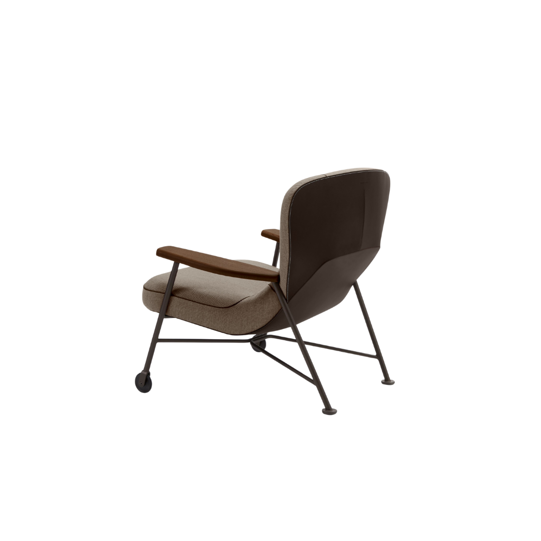 Luxury lounge armchair from Royal Interiors Singapore — designer seating crafted for modern comfort and timeless style.