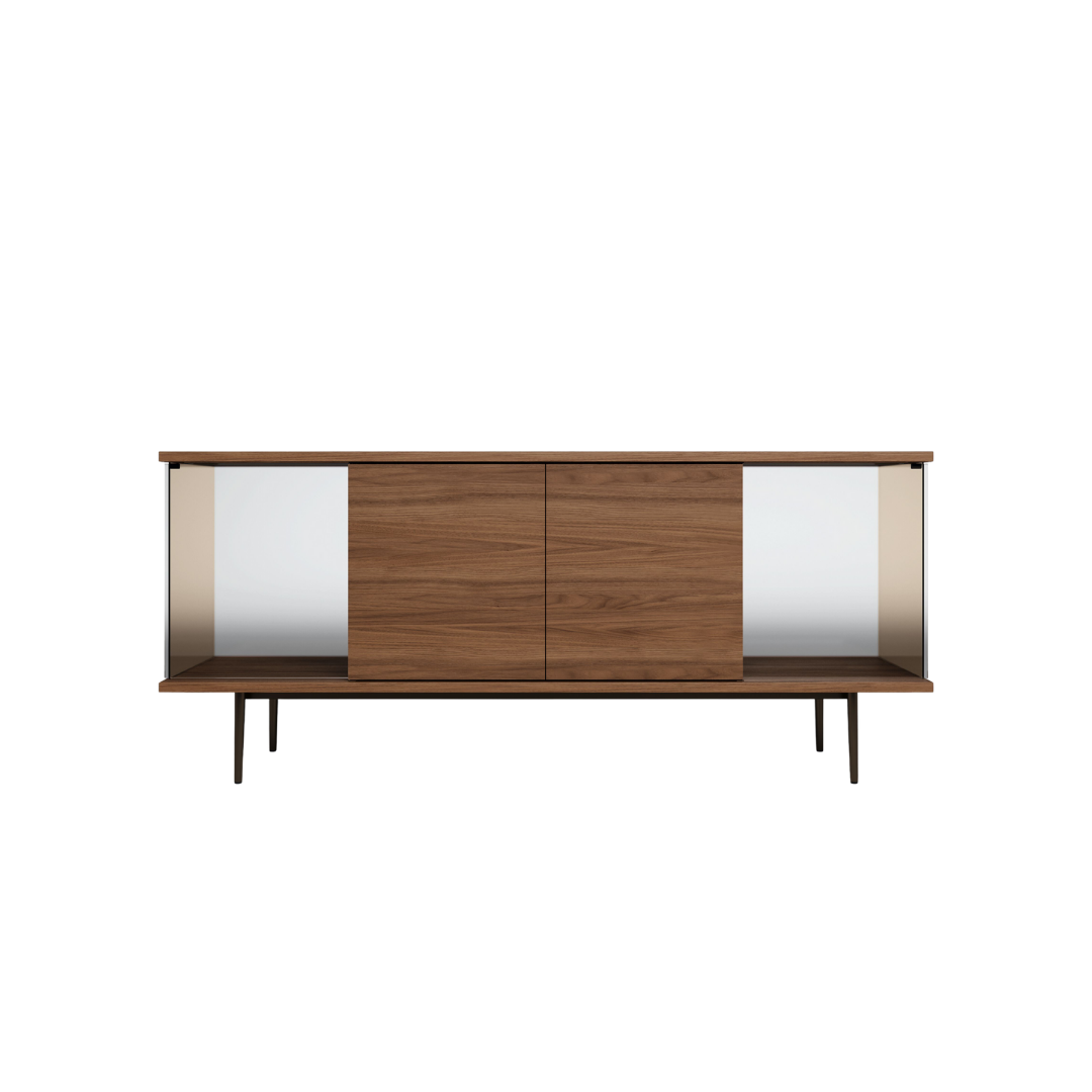 Walter Knoll furniture - everything is done with consciousness and based on a long tradition. Get to know the furniture brand of modernity in all its facets – in the past, today and on site at Royal Interiors Singapore