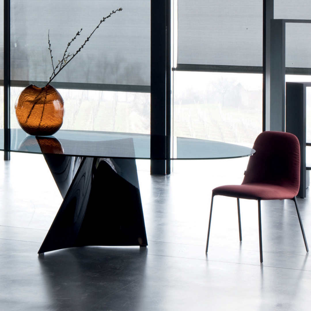 Designer furniture pieces by Chateau D'Ax, Chi Wing Lo, De Sede, Flou, Gamma Arredamenti, Lago, Liu Jo Living, Malerba, Missoni Home, Poltronova, Rolf Benz, Sur & Plus, Walter Knoll, Zanotta, Fiam, Jab, Giulio Marelli, Kristalia, Paolo C, Compar, Cornelio Cappellini, i4Mariani, Natisa, Potocco, Riva 1920, and more available at Royal Interiors Singapore. Shop showroom pieces at Royal 1956 in Delta House or Tan Boon Liat.