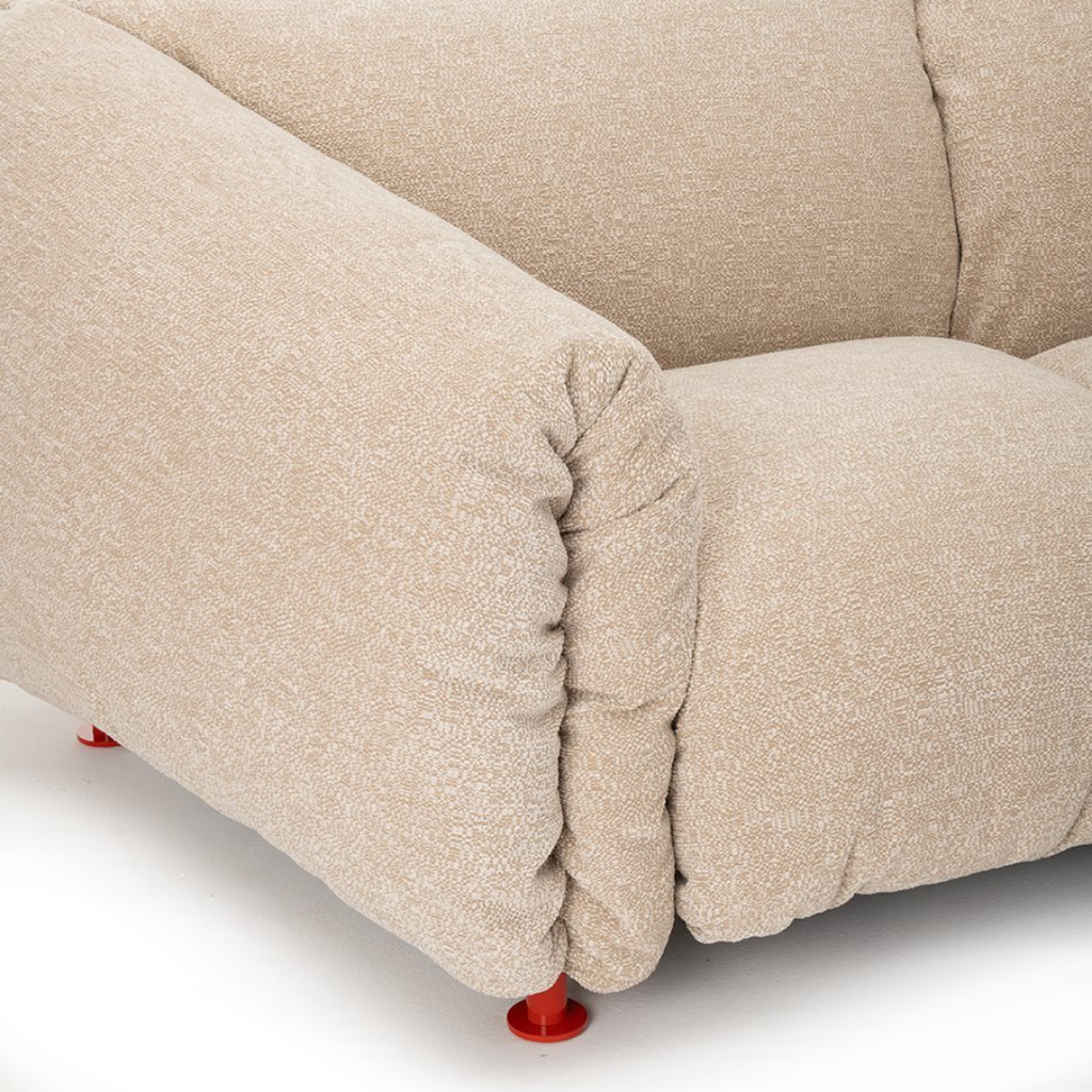 Designer furniture pieces by Chateau D'Ax, Chi Wing Lo, De Sede, Flou, Gamma Arredamenti, Lago, Liu Jo Living, Malerba, Missoni Home, Poltronova, Rolf Benz, Sur & Plus, Walter Knoll, Zanotta, Fiam, Jab, Giulio Marelli, Kristalia, Paolo C, Compar, Cornelio Cappellini, i4Mariani, Natisa, Potocco, Riva 1920, and more available at Royal Interiors Singapore. Shop showroom pieces at Royal 1956 in Delta House or Tan Boon Liat.