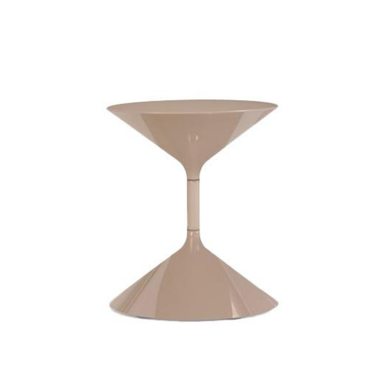 Designer furniture pieces by Chateau D'Ax, Chi Wing Lo, De Sede, Flou, Gamma Arredamenti, Lago, Liu Jo Living, Malerba, Missoni Home, Poltronova, Rolf Benz, Sur & Plus, Walter Knoll, Zanotta, Fiam, Jab, Giulio Marelli, Kristalia, Paolo C, Compar, Cornelio Cappellini, i4Mariani, Natisa, Potocco, Riva 1920, and more available at Royal Interiors Singapore. Shop showroom pieces at Royal 1956 in Delta House or Tan Boon Liat.