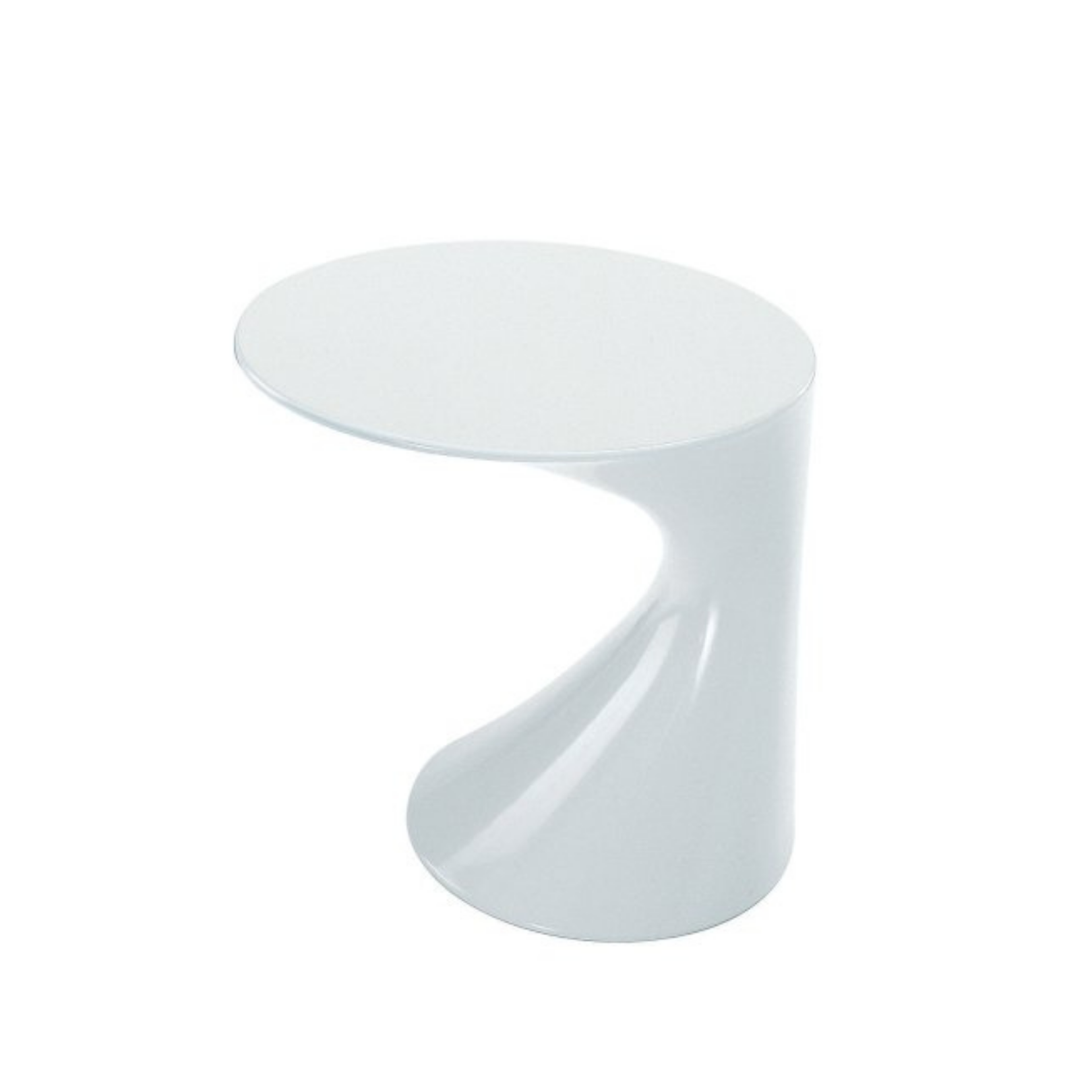 Designer furniture pieces by Chateau D'Ax, Chi Wing Lo, De Sede, Flou, Gamma Arredamenti, Lago, Liu Jo Living, Malerba, Missoni Home, Poltronova, Rolf Benz, Sur & Plus, Walter Knoll, Zanotta, Fiam, Jab, Giulio Marelli, Kristalia, Paolo C, Compar, Cornelio Cappellini, i4Mariani, Natisa, Potocco, Riva 1920, and more available at Royal Interiors Singapore. Shop showroom pieces at Royal 1956 in Delta House or Tan Boon Liat.