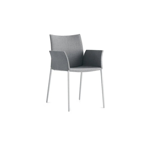 Lea Chair with Armrests